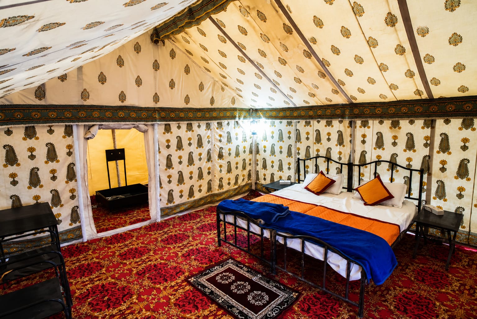 Deluxe Maharaja Tent Bedroom