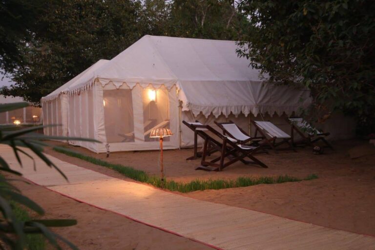 Deluxe Maharaja Tent Sitting Area