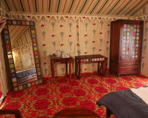 Premium Swiss Tent Bathroom