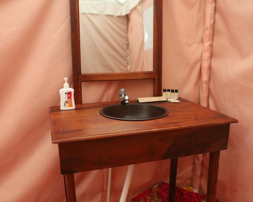 Premium Swiss Tent Balcony